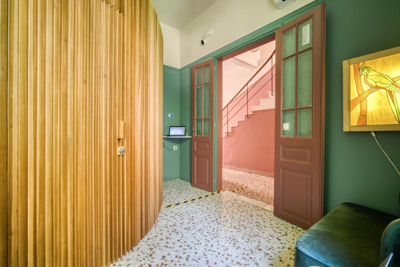 Keramos Athens Aparthotel ภายนอก รูปภาพ