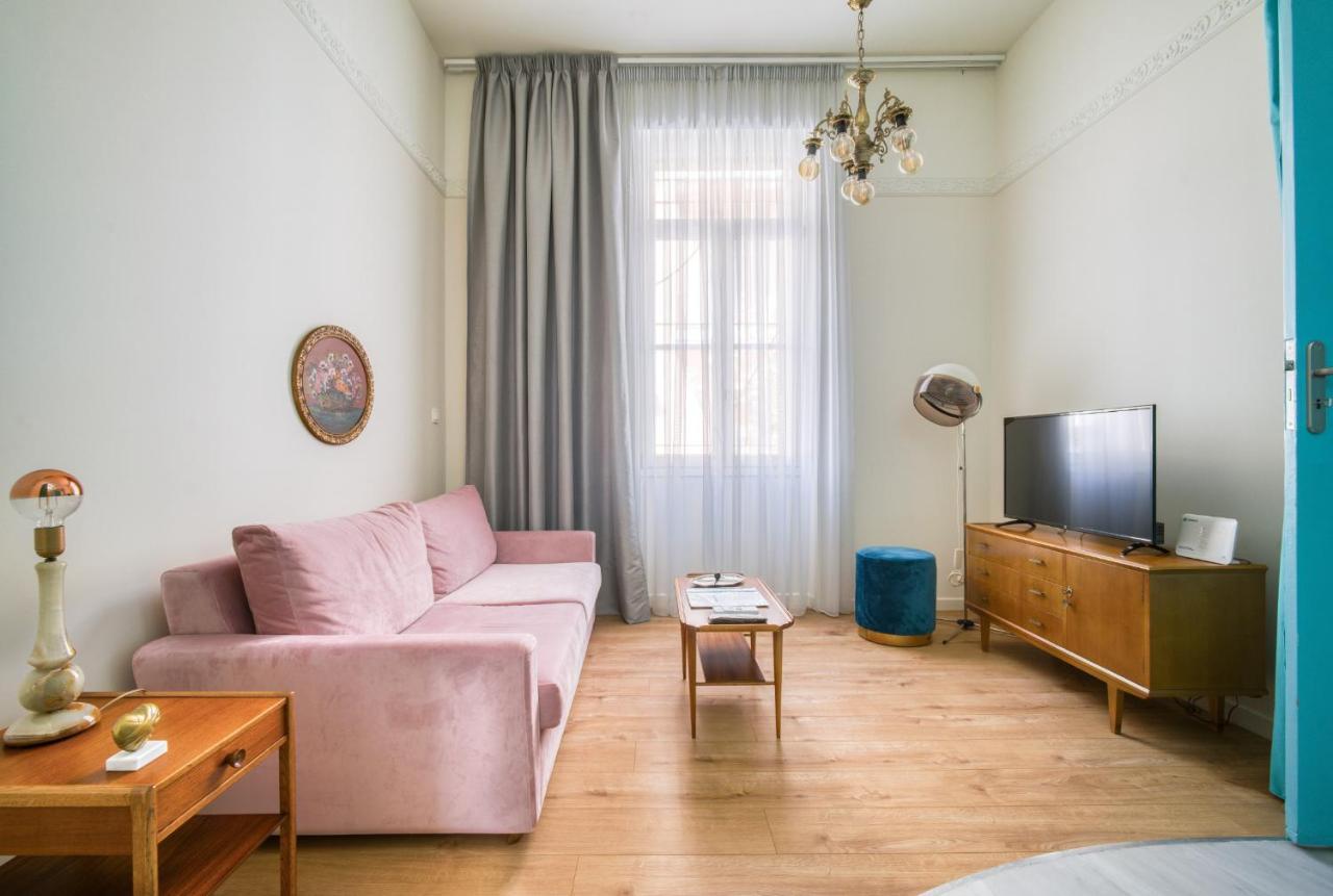 Keramos Athens Aparthotel ภายนอก รูปภาพ