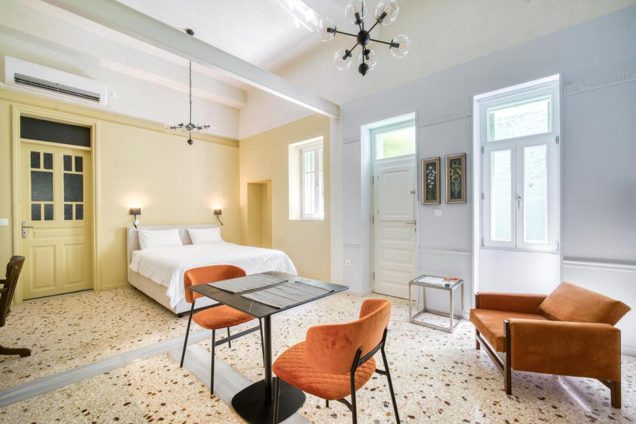 Keramos Athens Aparthotel ภายนอก รูปภาพ