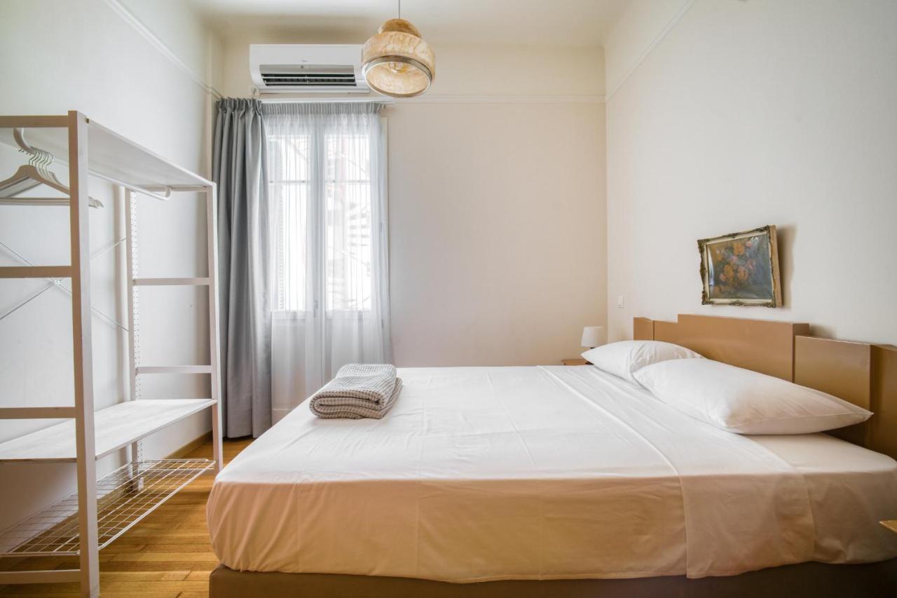 Keramos Athens Aparthotel ภายนอก รูปภาพ