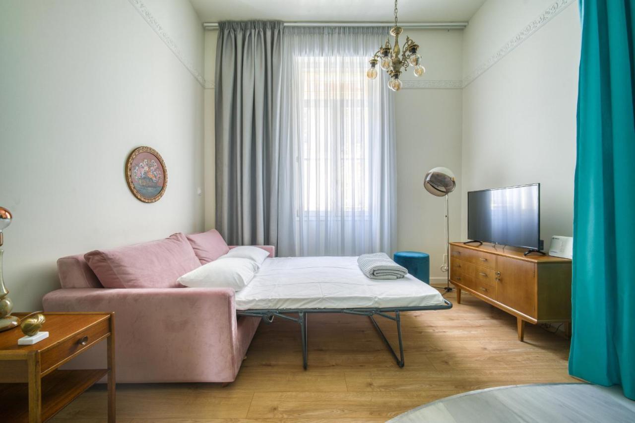 Keramos Athens Aparthotel ภายนอก รูปภาพ