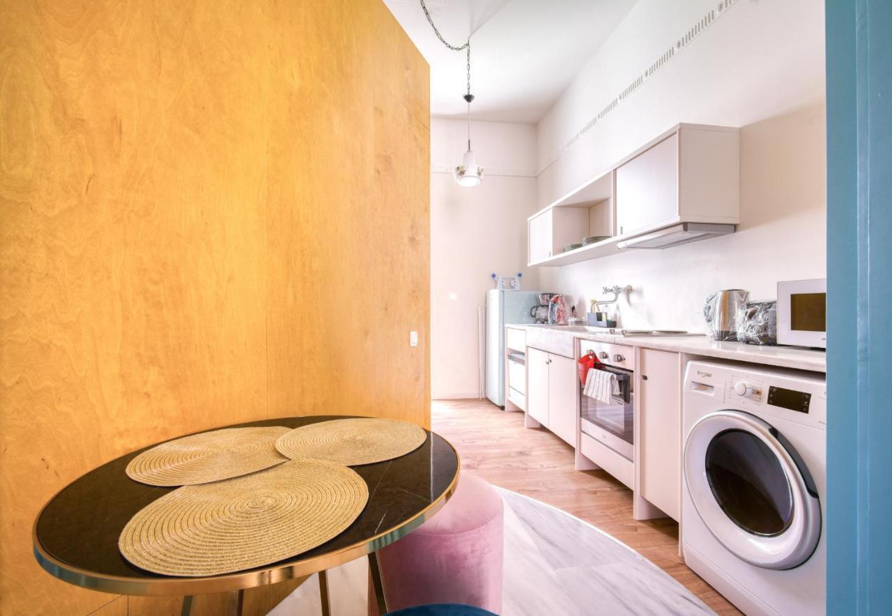 Keramos Athens Aparthotel ภายนอก รูปภาพ