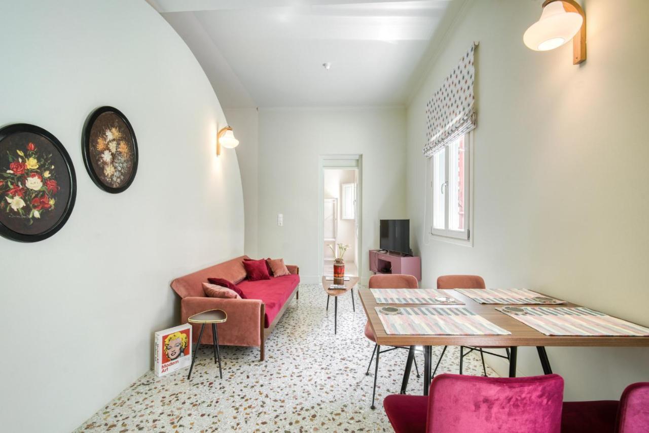 Keramos Athens Aparthotel ภายนอก รูปภาพ