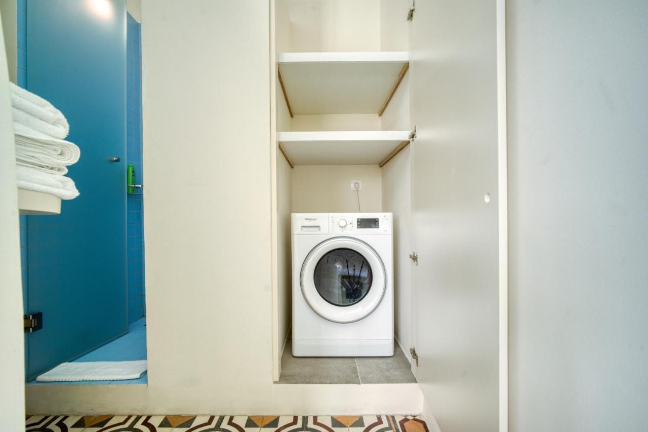 Keramos Athens Aparthotel ภายนอก รูปภาพ