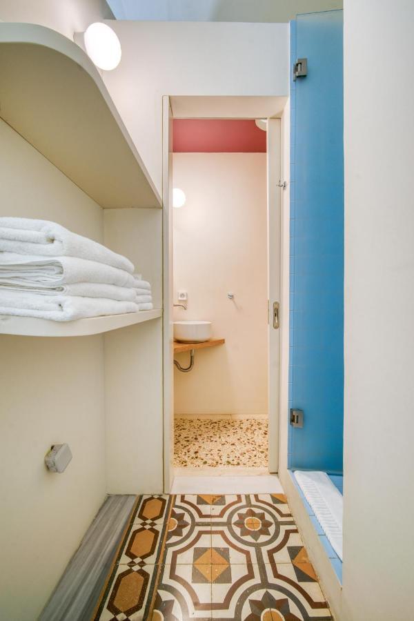 Keramos Athens Aparthotel ภายนอก รูปภาพ