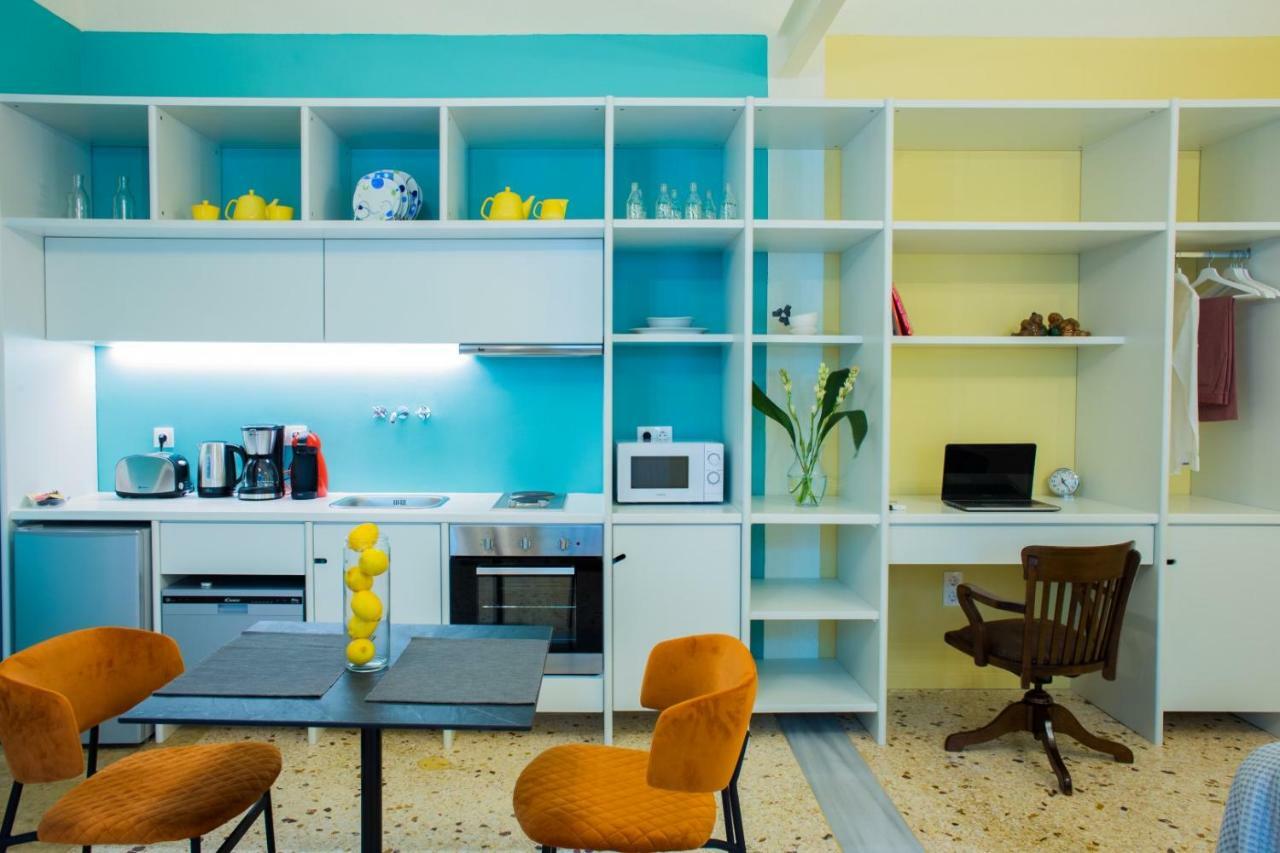 Keramos Athens Aparthotel ภายนอก รูปภาพ